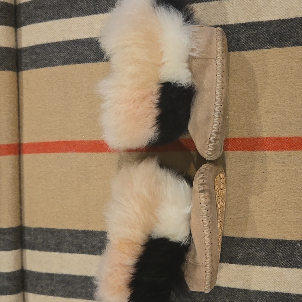 UGG Patchwork Furry Boots Sz 2-3 - Picture 2 of 6
